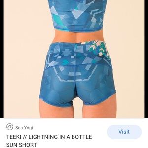 Teeki lightening in a bottle yoga shorts